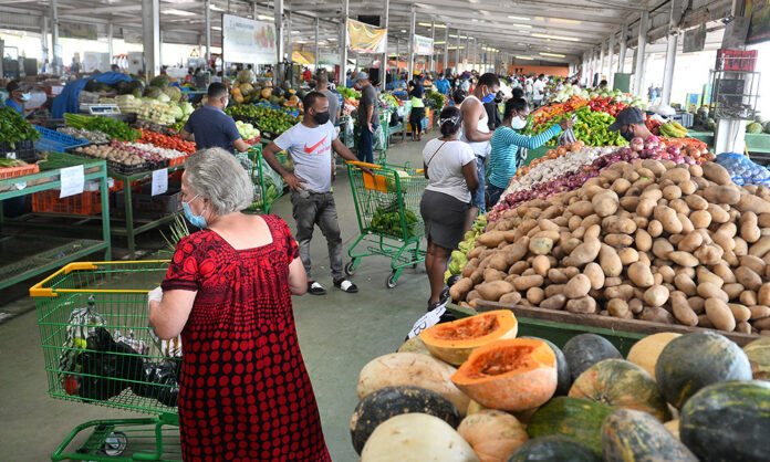 "Liberar de impuestos a productos  no garantiza reducción en los precios"