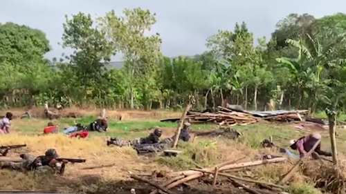 Policías se enfrentan a tiros con invasores de solares en SFM