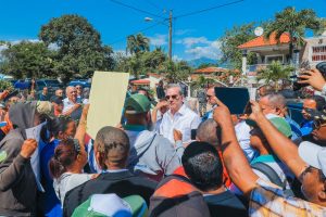 Los comunitarios dijeron que quieren recobrar de nuevo esas tierras para cultivarlas y sembrar diferentes tipos de cultivos.