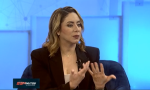 Gloria Reyes asegura fraude Supérate inició en Gobierno pasado
