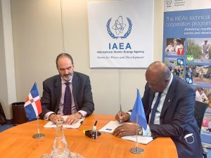 El acuerdo consiste en lograr la cooperación entre el Organismo y República Dominicana sobre el uso de las aplicaciones nucleares