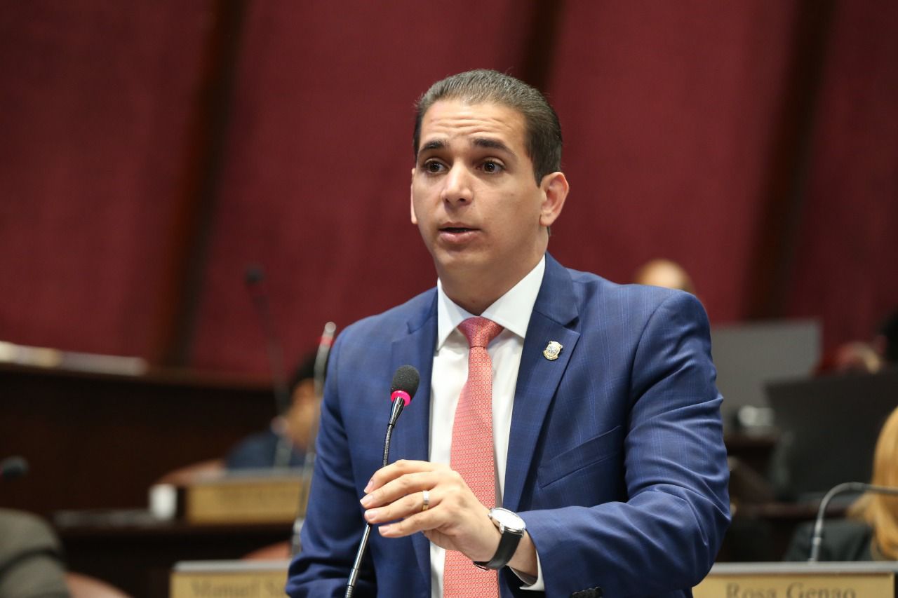 ijo que Santiago es una de las provincias que más aporta al Producto Interno Bruto con un 14%, lo que la hace merecedora de inversiones en la magnitud de estas obras