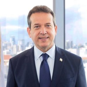 Ministro de Industria, Comercio y MIPYMES (MICM), Víctor - Ito - Bisonó.