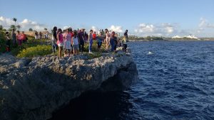 Zozobra embarcación y recuperan cuatro cadáveres en costa de La Romana