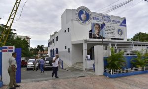 18 senadores del PRM apoyan continuidad de José Paliza y Carolina Mejía