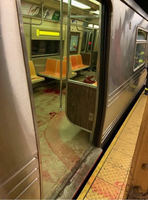 Las imágenes del tiroteo en Nueva York tomada por los pasajeros 