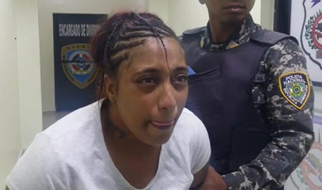 Doce meses de prisión para la mujer que colgó a su hija en La Vega
