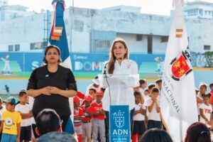 Carolina Mejía inaugura el remozamiento del Parque El Buen Pastor