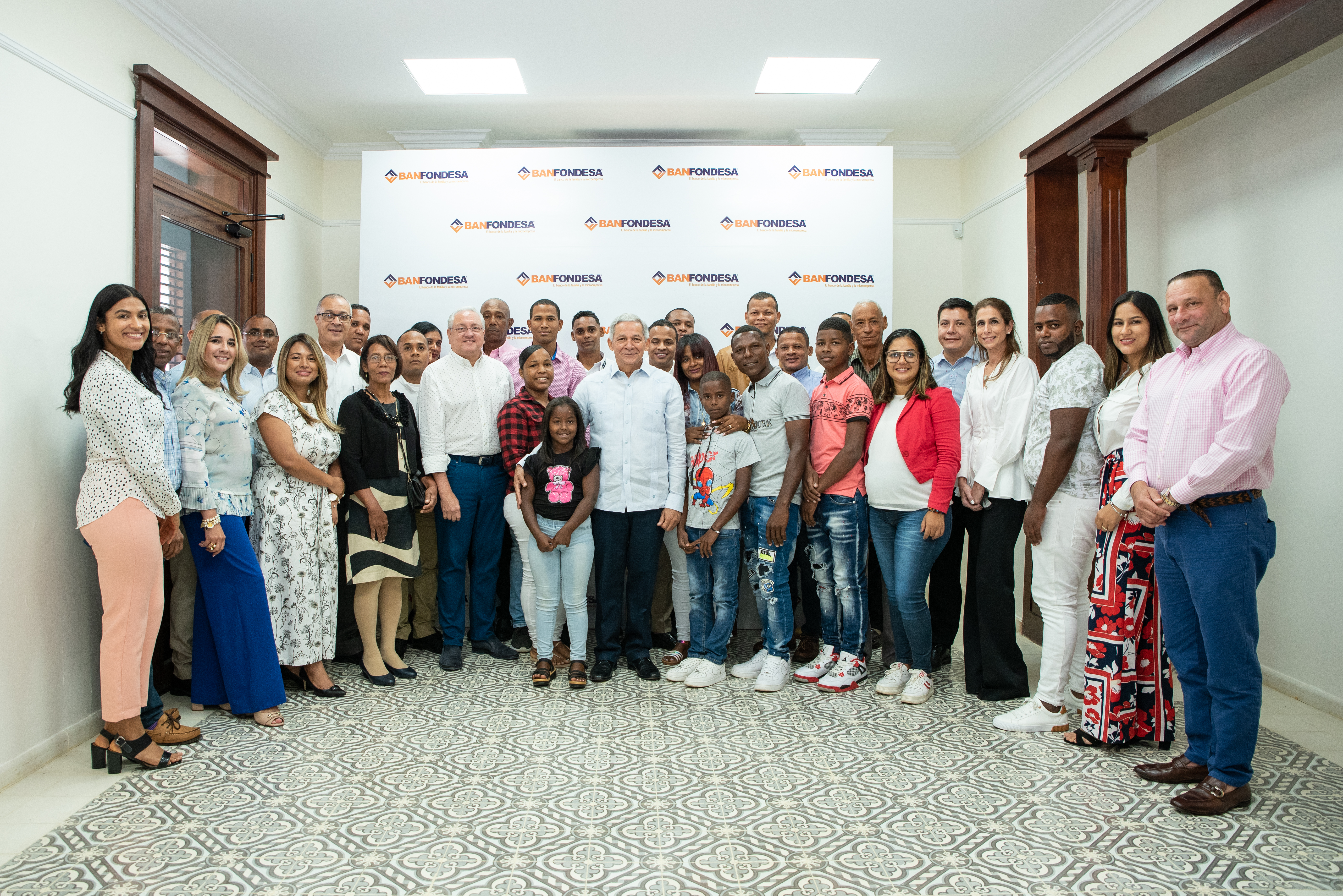 BANFONDESA celebró 7mo. aniversario con agasajo a clientes