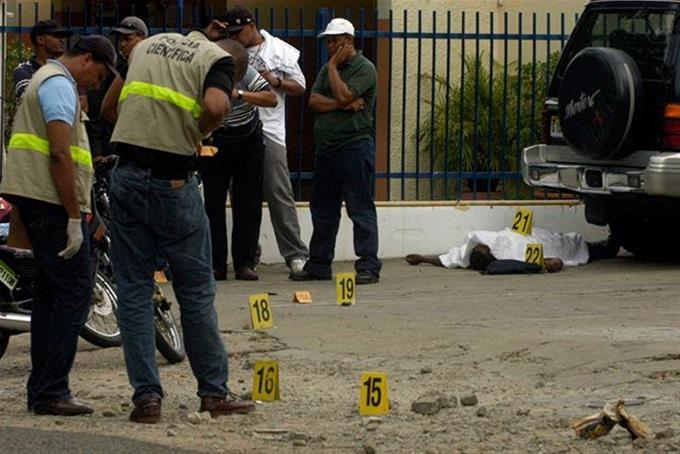 Otros de los tantos casos de esa época: la muerte a tiro del adolescente de Radhamés López, de 12 años, en Nagua. El hecho que ocurrió el 24 de julio de 1974.