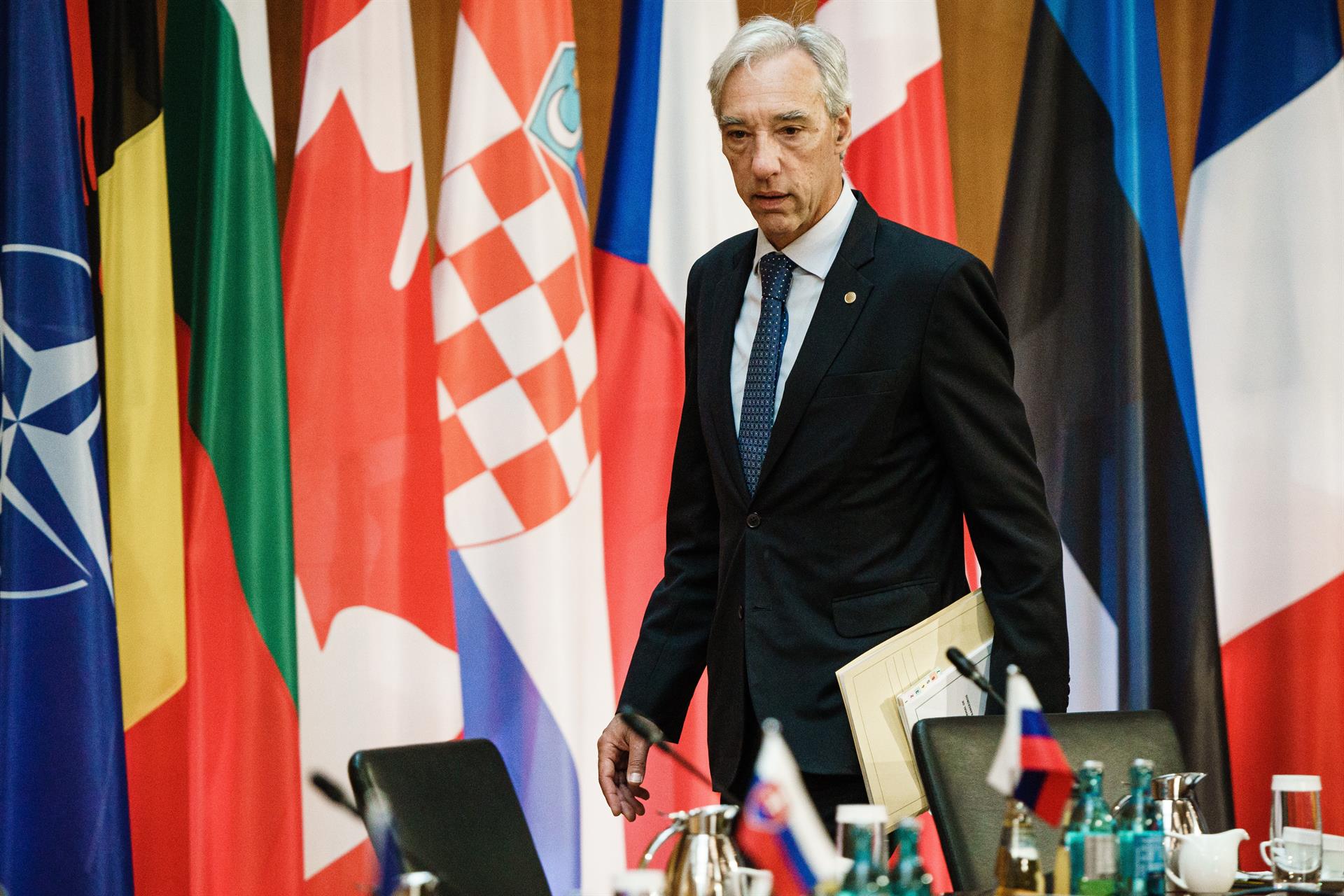 El ministro de Exteriores de Portugal, Joao Gomes Cravinho, este domingo en Berlín.