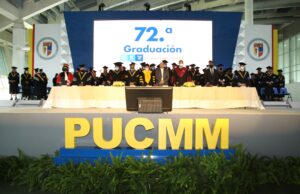 PUCMM celebra 72.ª graduación en campus Santo Domingo