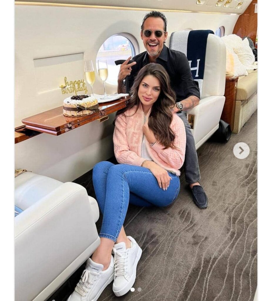 ¿Marc Anthony se casa con Nadia Ferreira?