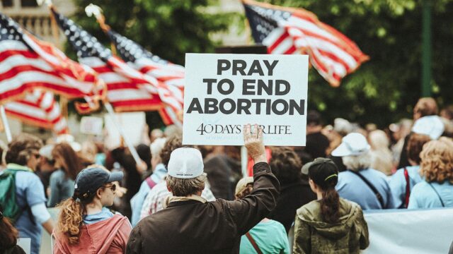 Miles de pro aborto en EEUU protestan por el borrador de la Corte Suprema