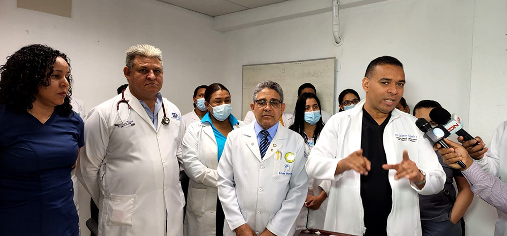 Los especialistas de la salud denunciaron que están siendo explotados por las ARS y a la vez perjudican a los afiliados.