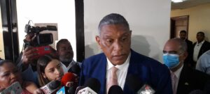 Director Policía Nacional deja plantada a comisión de diputados; en su lugar acude 
