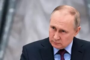 Putin acusa a Occidente de sacrificar a resto del mundo y crear crisis
