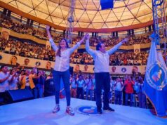 Paliza y Carolina arrasan en cierre de campaña en Coliseo Teo Cruz