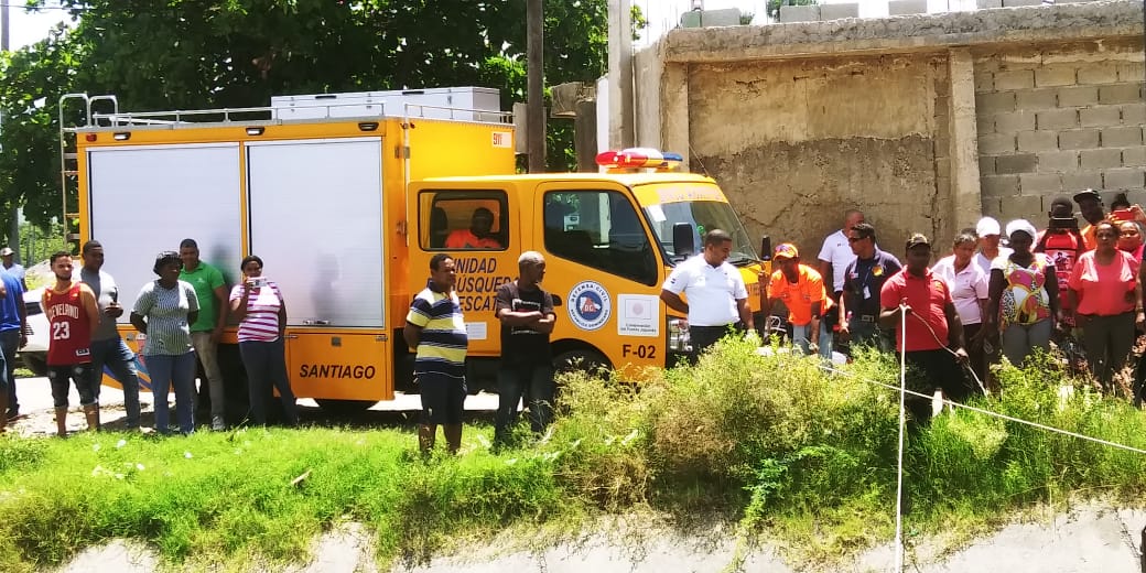 Se identificó como Tito Moreno, el hombre fallecido al caer el carro que conducía al canal de riego Ulises Francisco Espaillat en e Villa González.