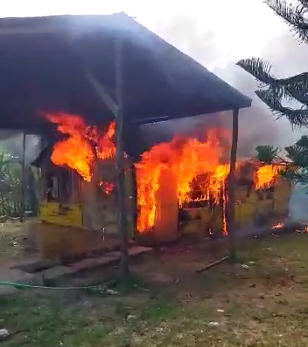 Se quema el cabaret en la provincia de Hato Mayor