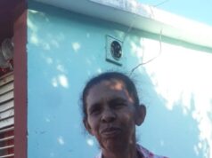 Mujer con licencia permanente es cancelada de escuela en Barahona