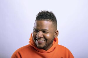 Cantante Cristiano José Cornelio presenta nuevo sencillo 