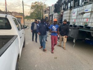 86 haitianos ilegales detenidos; hay nueve niños y cuatro embarazadas